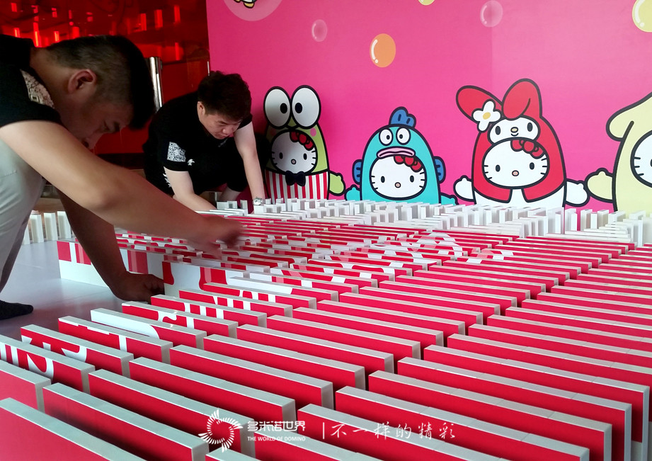 麥當勞推出Hello Kitty泡泡世界主題餐廳